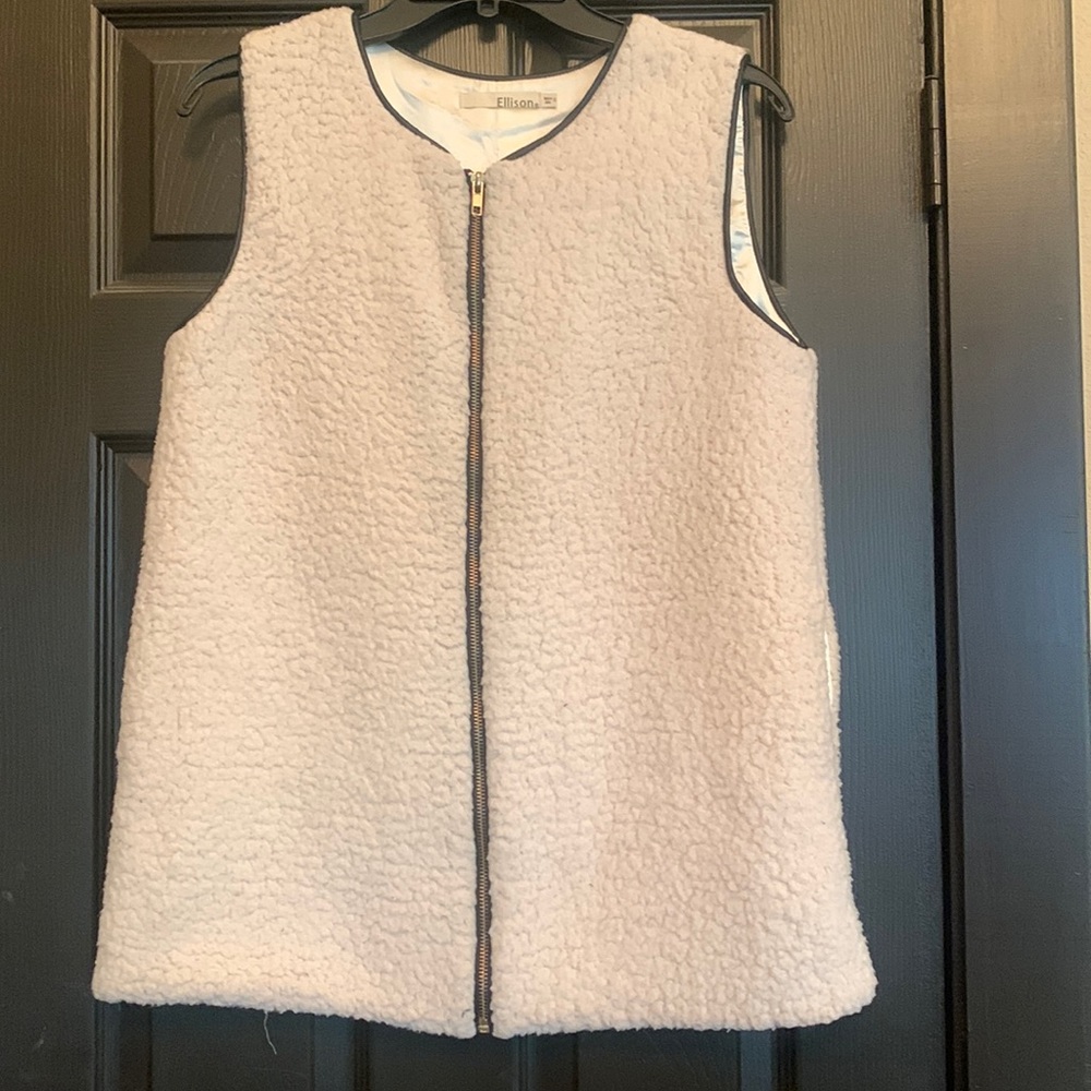 Ellison Vest - image 1
